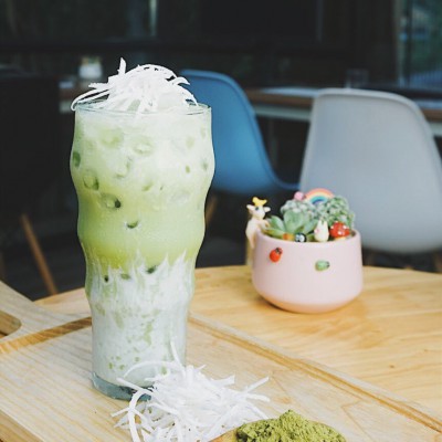 Matcha coconut