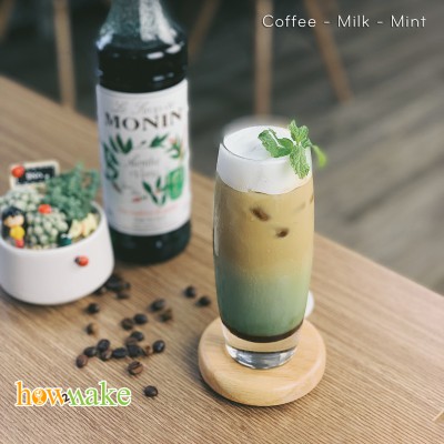 Iced mocha mint latte