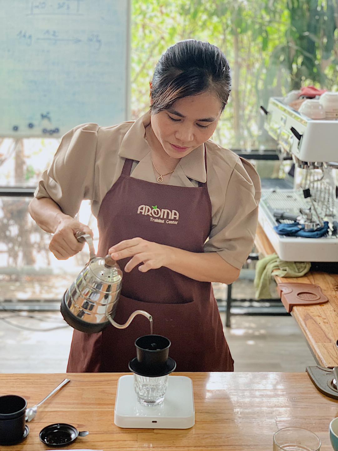 Pha Phin - Nghệ thuật cà phê Việt Nam